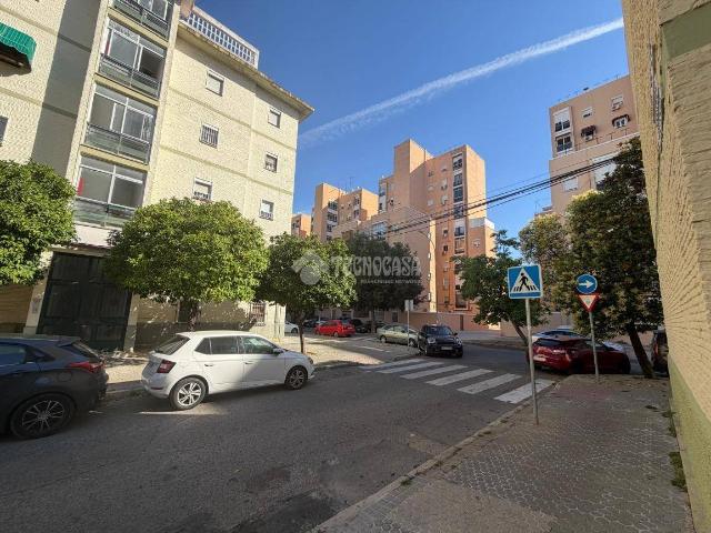Piso en Venta en Tiro de Línea