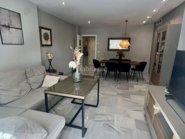 Piso en venta en Tomares, Santa Eufemia. Piso en venta en Ciudad Parque, 2 dormitorios. Pisos.