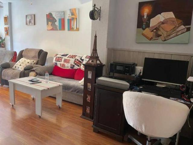 Piso en Venta en Tómbola