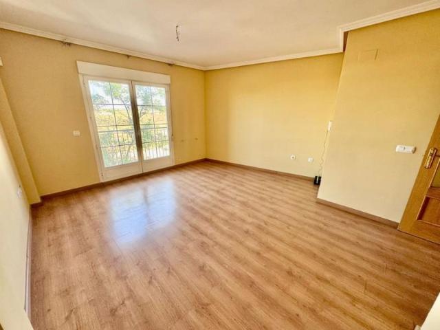 Piso en venta en Tomelloso, Tomelloso