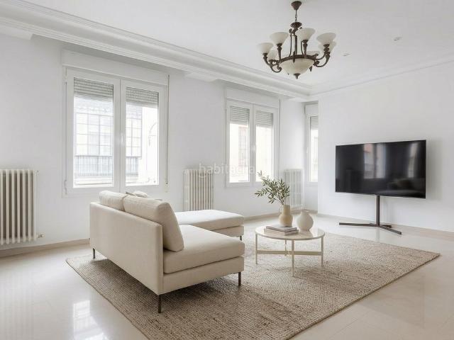 Piso en venta en Tomelloso. Piso de 120 m2 en la C Don Víctor Peñasco. Pisos.