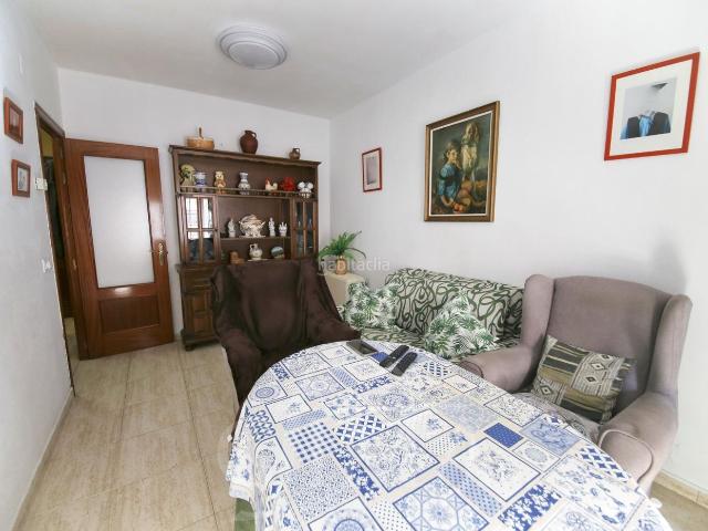 Piso en venta en Tomelloso. Piso en Calle Campo 2 habitaciones con patio y garaje. Pisos.