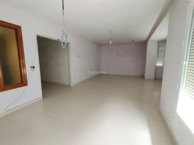 Piso en venta en Tomelloso. Piso en venta en Calle de Don Víctor Peñasco, Tomelloso. Pisos.