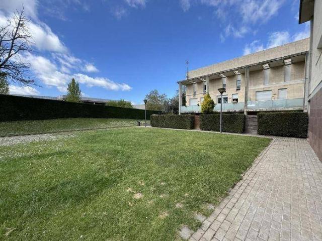 Piso en Venta en Tona