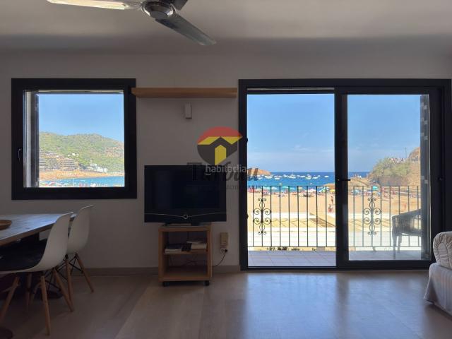 Piso en venta en Tossa de Mar, Tossa de Mar Costa Brava. APARTAMENTO EN 1ª LÍNEA DE PLAYA EN TOSSA DE MAR. Pisos Tossa de.
