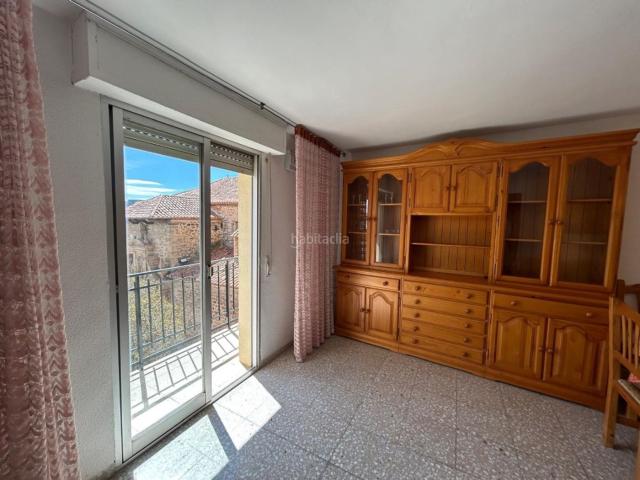 Piso en venta en Toro El. SE VENDE PISO EN EL TORO SEGUNDO SIN ASCENSOR CON MUEBLES Y ELECTRODOMESTICOS INCLUIDOS. Pisos Toro.