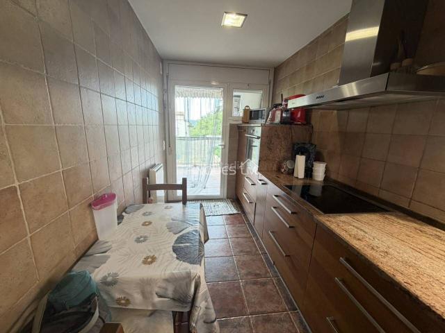 Piso en venta en Tordera, Tordera. Bonito piso en venta en el centro de Tordera. Pisos.