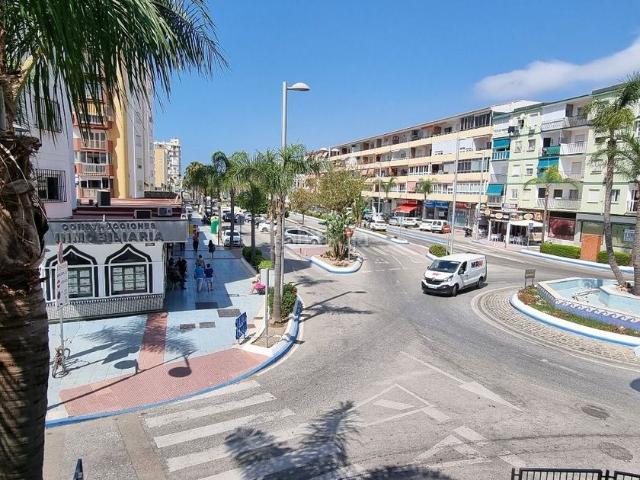 Piso en venta en Torre del Mar, Poniente Faro. Piso con amplia terraza. Pisos Torre del.