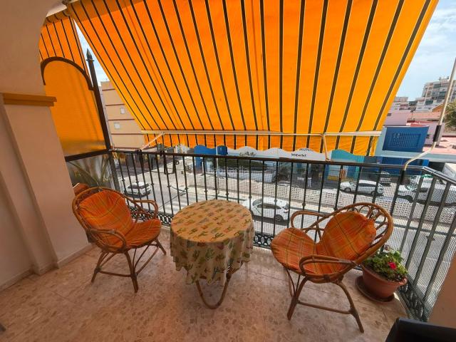 Piso en venta en Torre del Mar, Viña Málaga. PISO AMPLIO CÉNTRICO. Pisos Torre del.