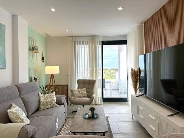 Piso en venta en Torre Pacheco, Mar Menor golf. Estos lujosos apartamentos están ubicados en el prestigioso complejo turístico Santa Rosalía Lake Life Resort en Murcia, ofrecien. Pisos Torre.