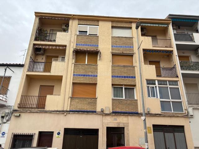 Piso en venta en Torredonjimeno. Piso en Calle Cristóbal Colón, Torredonjimeno Jaén. Pisos.