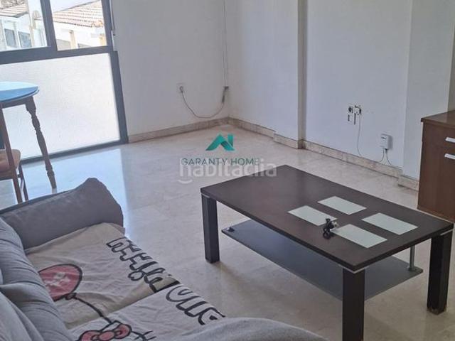 Piso en venta en Torredonjimeno. Piso en Torredonjimeno con piscina comunitaria. Pisos.