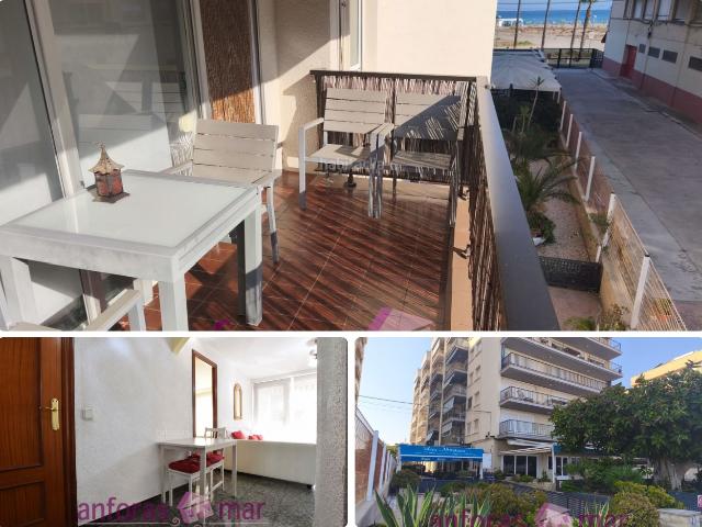 Piso en venta en Torredembarra, Platja de la Paella Costa Dorada. Piso en la playa con terraza amplia y vista al mar. Pisos.