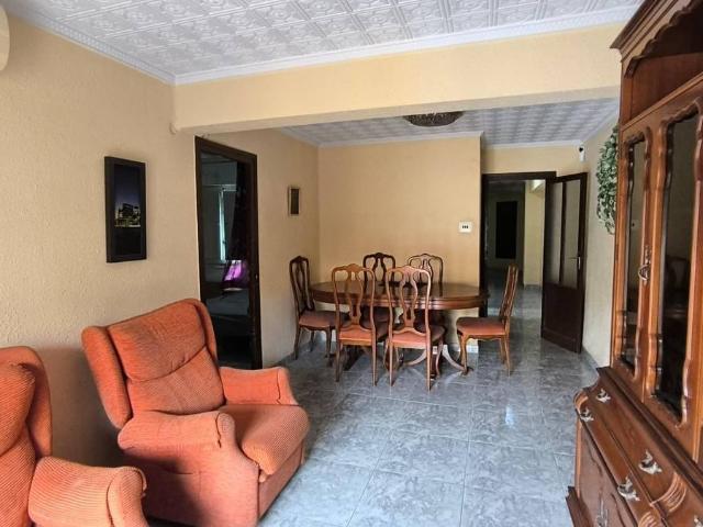 Piso en Venta en Torrefiel