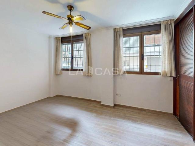 Piso en Venta en Torrefiel