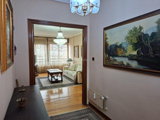 Piso en venta en Torrelavega, Inmobiliaria Barreda. AMPLIO Y LUMINOSO PISO EN TORRELAVEGA. Pisos.