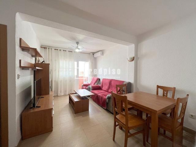 Piso en venta en Torremolinos, Ayuntamiento. Pisos.