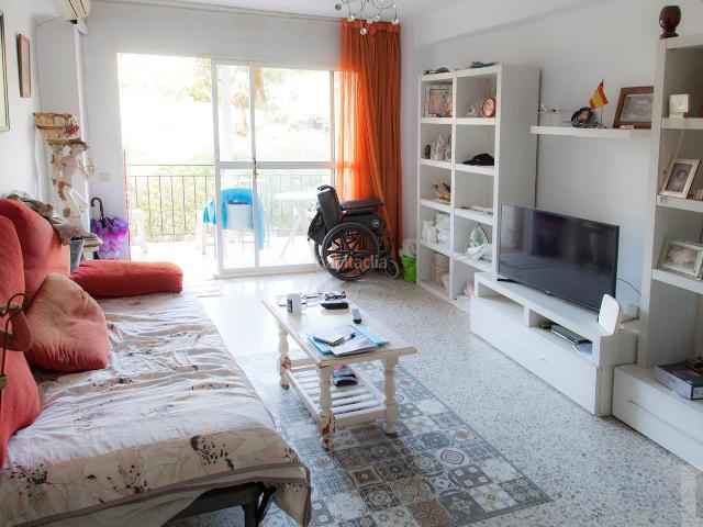 Piso en venta en Torremolinos, Ayuntamiento. Pisos.