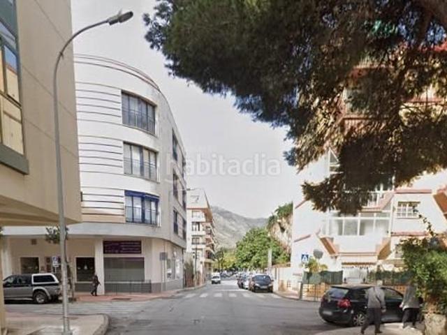 Piso en venta en Torremolinos, Calvario. Piso en tercera planta con plaza de aparcamiento. Pisos.