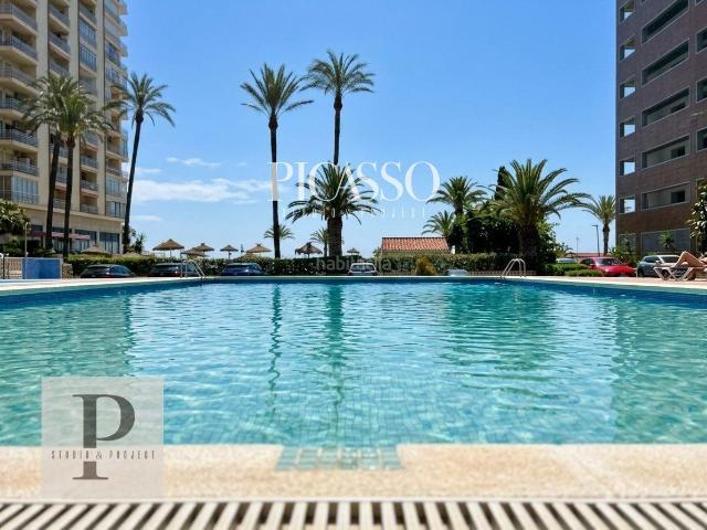 Piso en venta en Torremolinos, El Bajondillo. PISO CON LICENCIA TURÍSTICA Y ALTA RENTABILIDAD. Pisos.