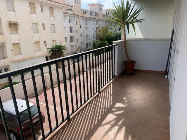 Piso en venta en Torremolinos, La Carihuela Los Nidos. Gran piso en la carihuela. Pisos.