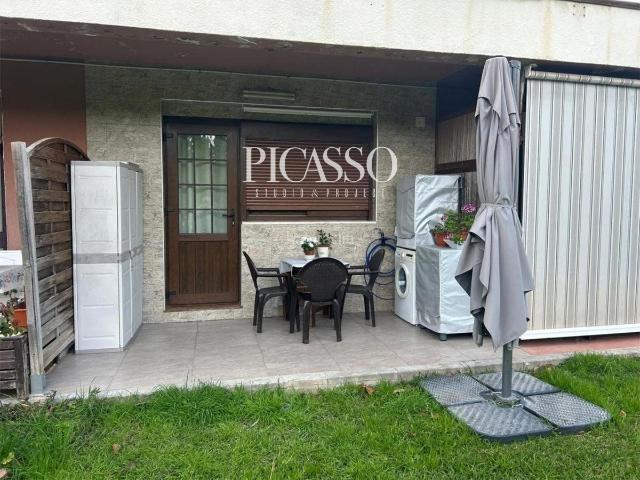 Piso en venta en Torremolinos, La Colina. APARTAMENTO PLANTA BAJA CON TERRAZA EN LA COLINA RECINTO PRIVADO CON PISCINA. Pisos.