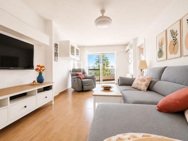 Piso en venta en Torremolinos, Los Álamos. pbPISO LISTO PARA ENTRAR A VIVIR EN PLAYAMARpb. Pisos.