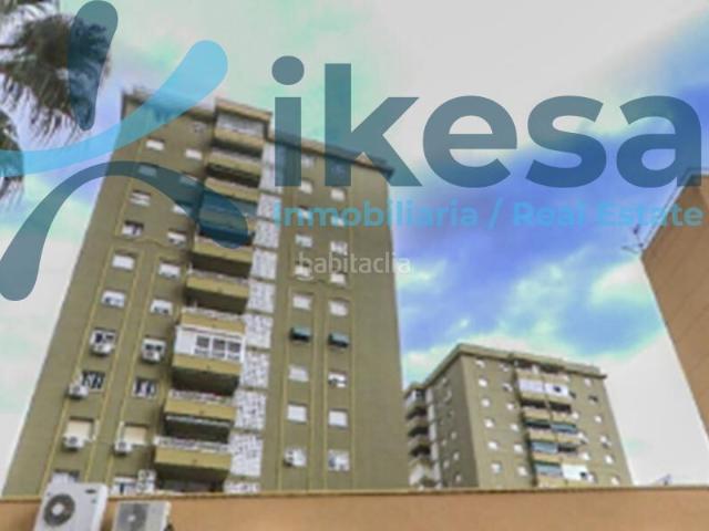 Piso en venta en Torremolinos, Manantiales Estación de Autobuses. Venta de piso en Torremolinos, Málaga. ACTIVO INMOBILIRIO SIN POSESIÓN. Pisos.