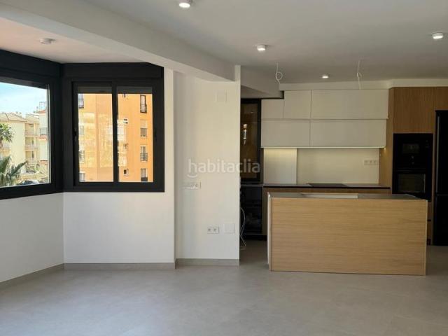 Piso en venta en Torremolinos, Playamar Benyamina. Pisos.