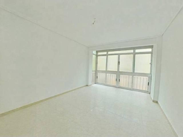 Piso en Venta en Torrent València