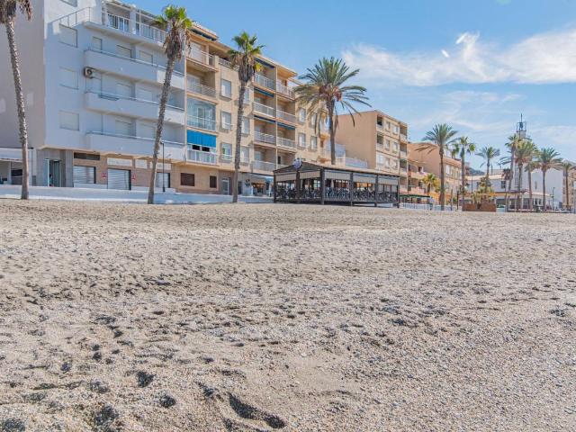Piso en Venta en Torrenueva Costa