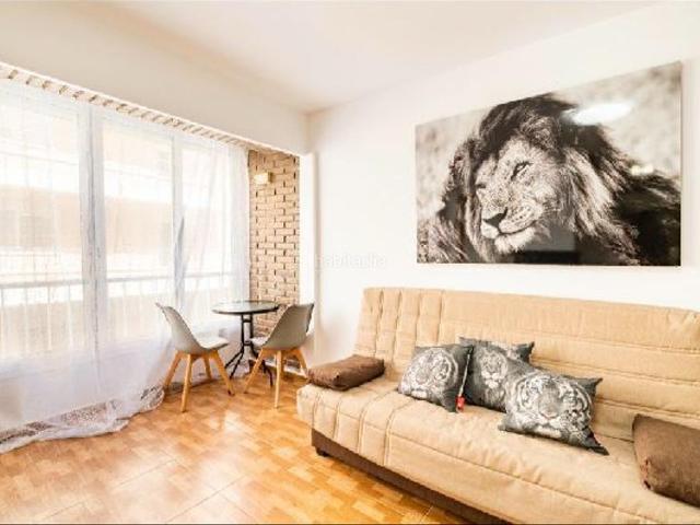 Piso en venta en Torrevieja, Cañada del Molino. !CDATAPiso a 20 metros del mar reformado 3 habitaciones. Pisos.