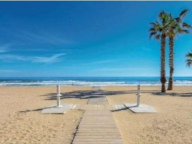 Piso en Venta en Torrevieja, Alicante