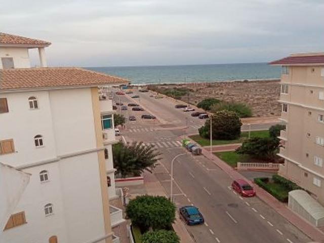Piso en Venta en Torrevieja, Alicante