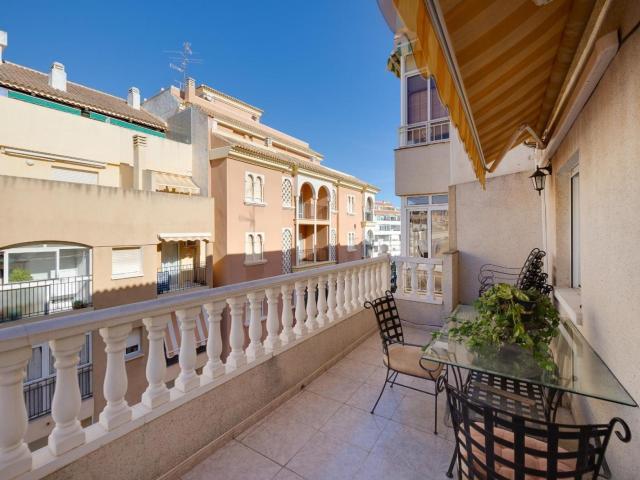 Piso en venta en Torrevieja Alicante