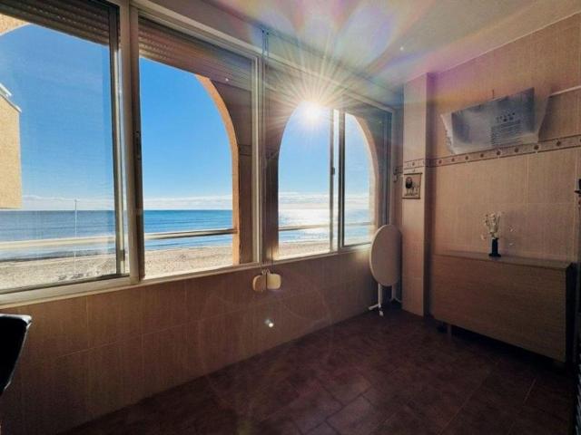 Piso en venta en Torrevieja Alicante