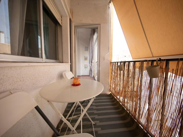 Piso en venta en Torrevieja, Avenida Habaneras Curva de Palangre. Piso en venta en Torrevieja. 100 metros del la playa. Pisos.