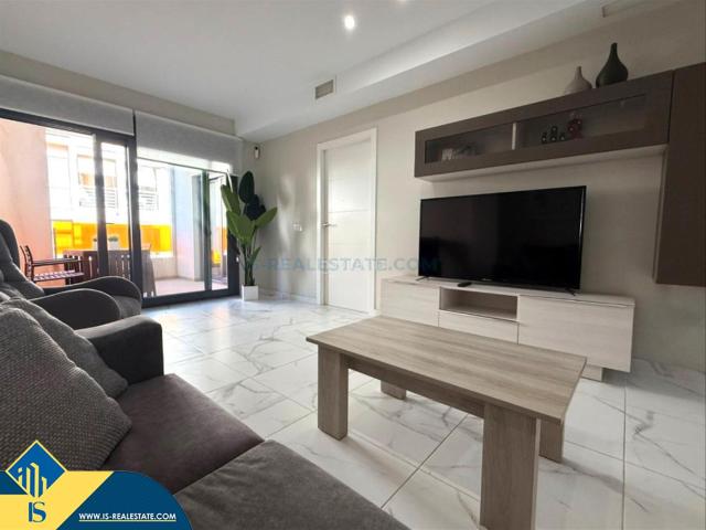 Piso en venta en Torrevieja, Gaspar Perelló. Apartamento con terraza, en la provincia de Alicante, en la ciudad de Torrevieja, en la zona de La Mata. 2 habitaciones 90 m². Pisos.