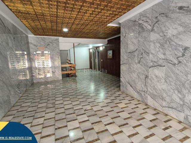 Piso en venta en Torrevieja, El Acequión. Apartamento con piscina comunitaria, en la provincia de Alicante, en la ciudad de Torrevieja, en el barrio de Playa del Acequión. Pisos.