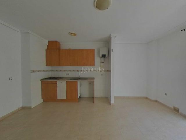Piso en venta en Torrevieja, El Molino. Acogedor apartamento en Torrevieja, Alicante. Pisos.