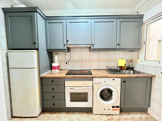 Piso en venta en Torrevieja, El Molino. *PISO REFORMADO EN VENTA IDEAL INVERSIÓN EN TORREVIEJA*. Pisos.