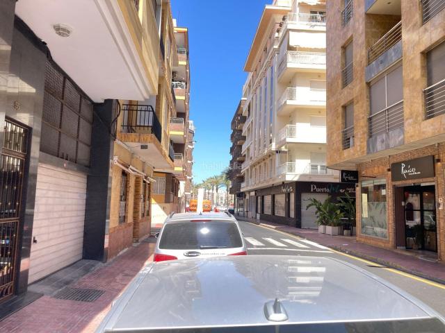 Piso en venta en Torrevieja, Las Piscinas Naturales. Piso Lujo playa Cura SUR. Pisos.