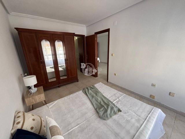 Piso en venta en Torrevieja, Puerto Deportivo. TORREVIEJA. Pisos.