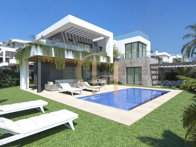 Piso en venta en Torrevieja, Zona Carrefour Urbanizaciones. Apartamentos, bungalows, villas pareadas e independientes con magníficas zonas comunes en Torrevieja. Pisos.