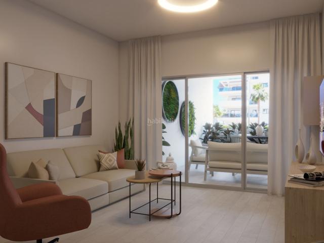 Piso en venta en Torrevieja, Zona Playa del Cura. Exclusivo apartamento a estrenar con gran terraza junto al mar. Pisos.