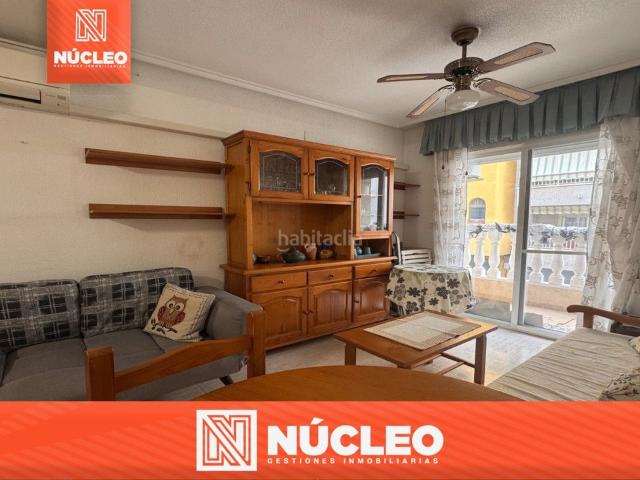 Piso en venta en Torrevieja, Zona Playa del Cura. piso en calle goleta listo para vivir. Pisos.