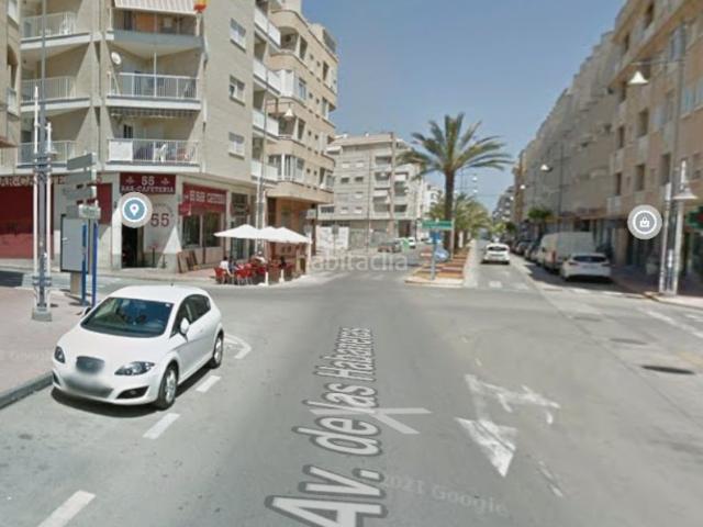 Piso en venta en Torrevieja, Zona Playa del Cura. SOLO INVERSORES. SE VENDE VIVIENDA CON OCUPACIÓN ILEGAL. NO ADMITE VISITAS. Pisos.
