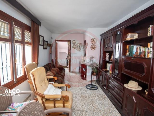 Piso en venta en Torrox, Torrox Pueblo. Apartamento de 57 m ubicado en la segunda planta del edificio, en la fachada norte, en pleno centro histórico de Torrox Pueblo, un. Pisos.
