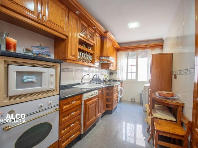 Piso en venta en Torrox, Torrox Pueblo. Busca la propiedad perfecta en el lugar más céntrico y deseado? Le presentamos esta espectacular y amplia vivienda, situada en el. Pisos.