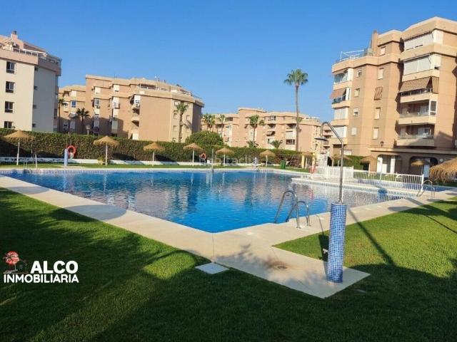 Piso en venta en Torrox, Centro Internacional. Vivienda con vistas al mar en Costa del Oro Torrox Costa Málaga Te presentamos esta fantástica vivienda situada en la conocida ur. Pisos.
